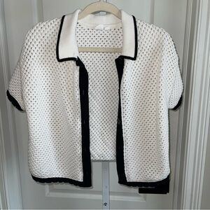 GAP Crochet Knit Cardigan Short Sleeve White Black Trim Size M
